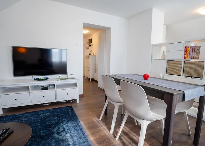 Апартаменты Katarina