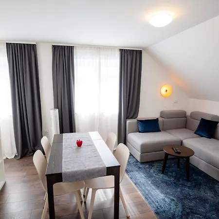 Katarina Apartment *